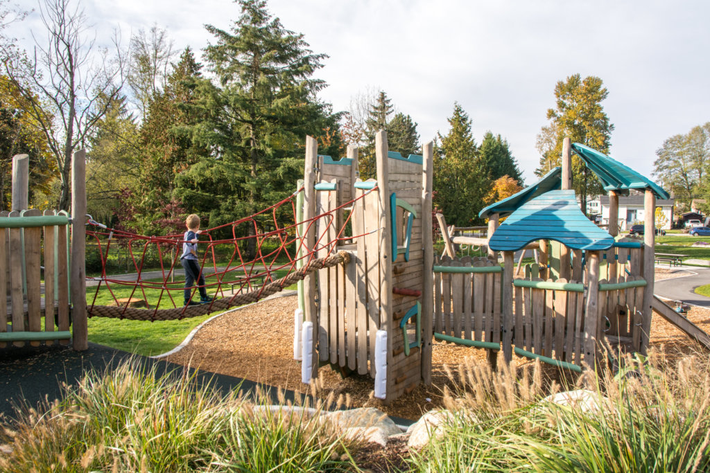 forsyth park playground surrey