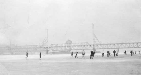 Fraser River Frozen