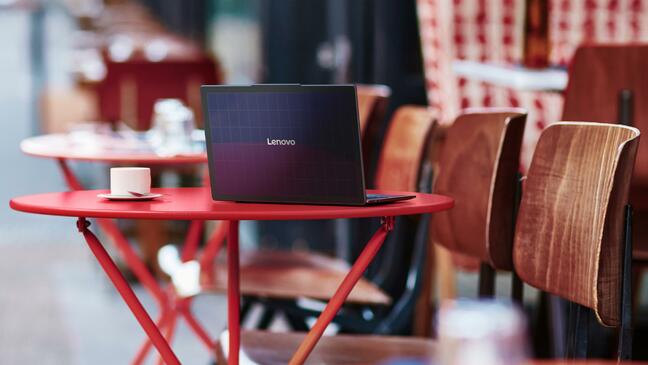 Lenovo Solar PC in cafe